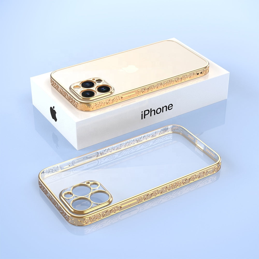 iPhone 13 Pro Max hoesje met 3D metallic opdruk - Goud