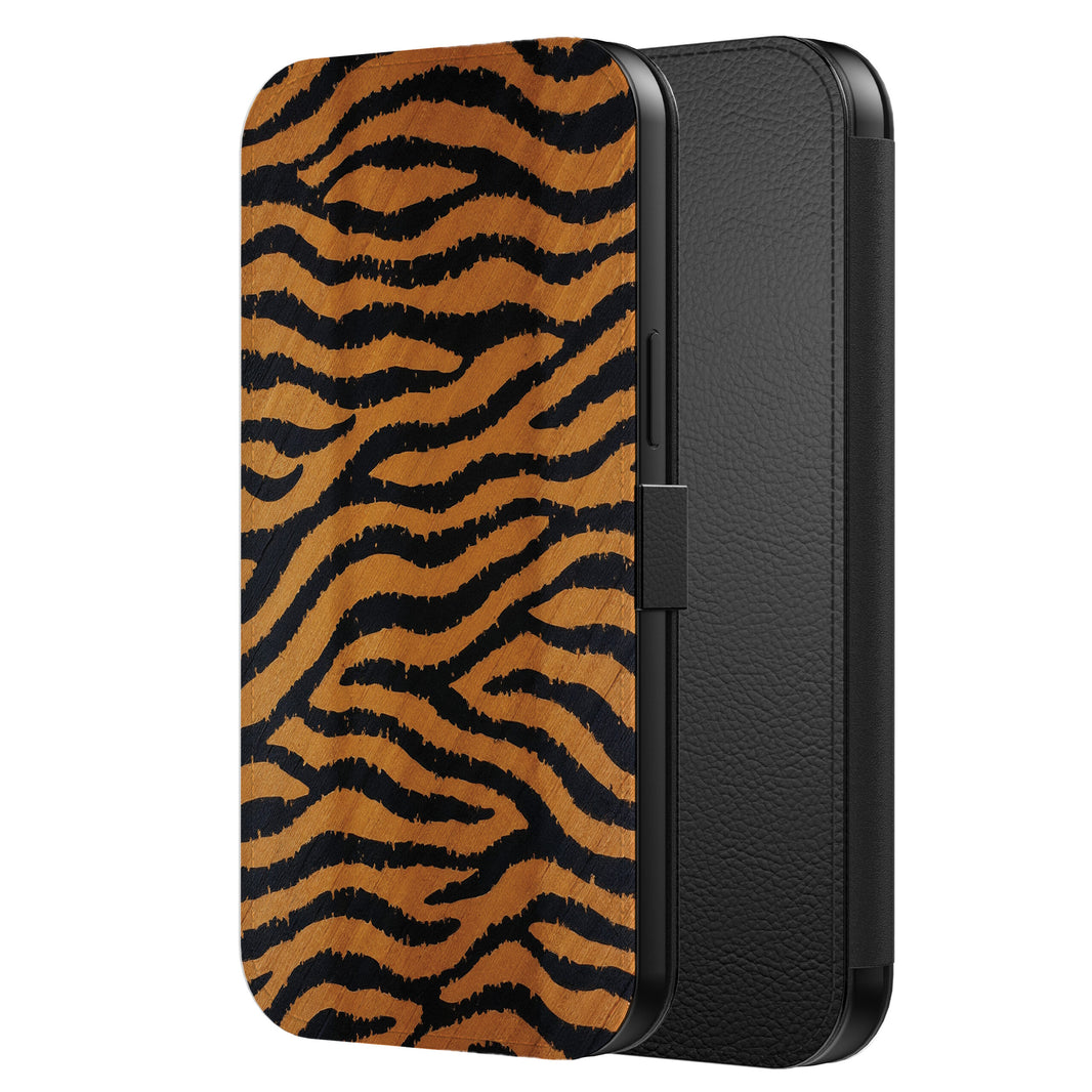 Telefoonhoesje Geschikt voor
  iPhone 7/8 Plus Kunstleren Bookcase Hoesje met Magnetisch Lipje en
  Pasjeshouder met Tijger Opdruk